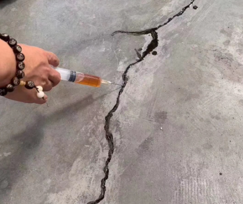 沙坪坝混凝土裂缝修补技术详解​